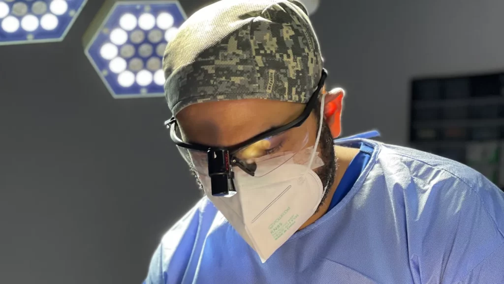 Dr. José León, MD, Board Certified Plastic Surgeon | plastic surgeon Santo Domingo, plastic surgeon Dominican Republic, profile jose leon, review jose leon